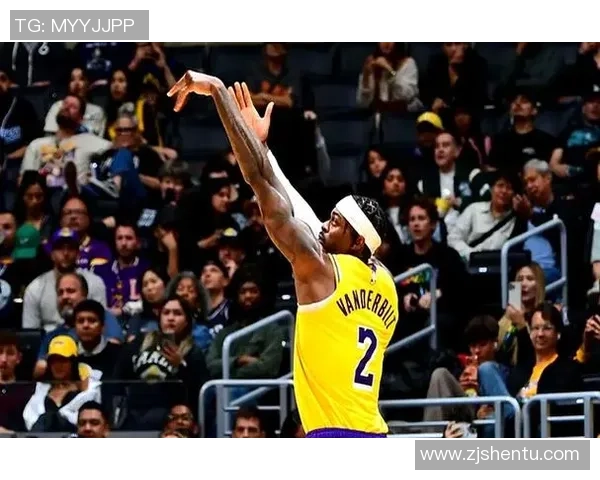 惯例时刻底子得不了分！湖人锋线大闸对进攻的负面影响也太大了？