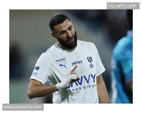 本泽马：皇马需求姆巴佩在关键时刻挺身而出，他得和队友谈谈